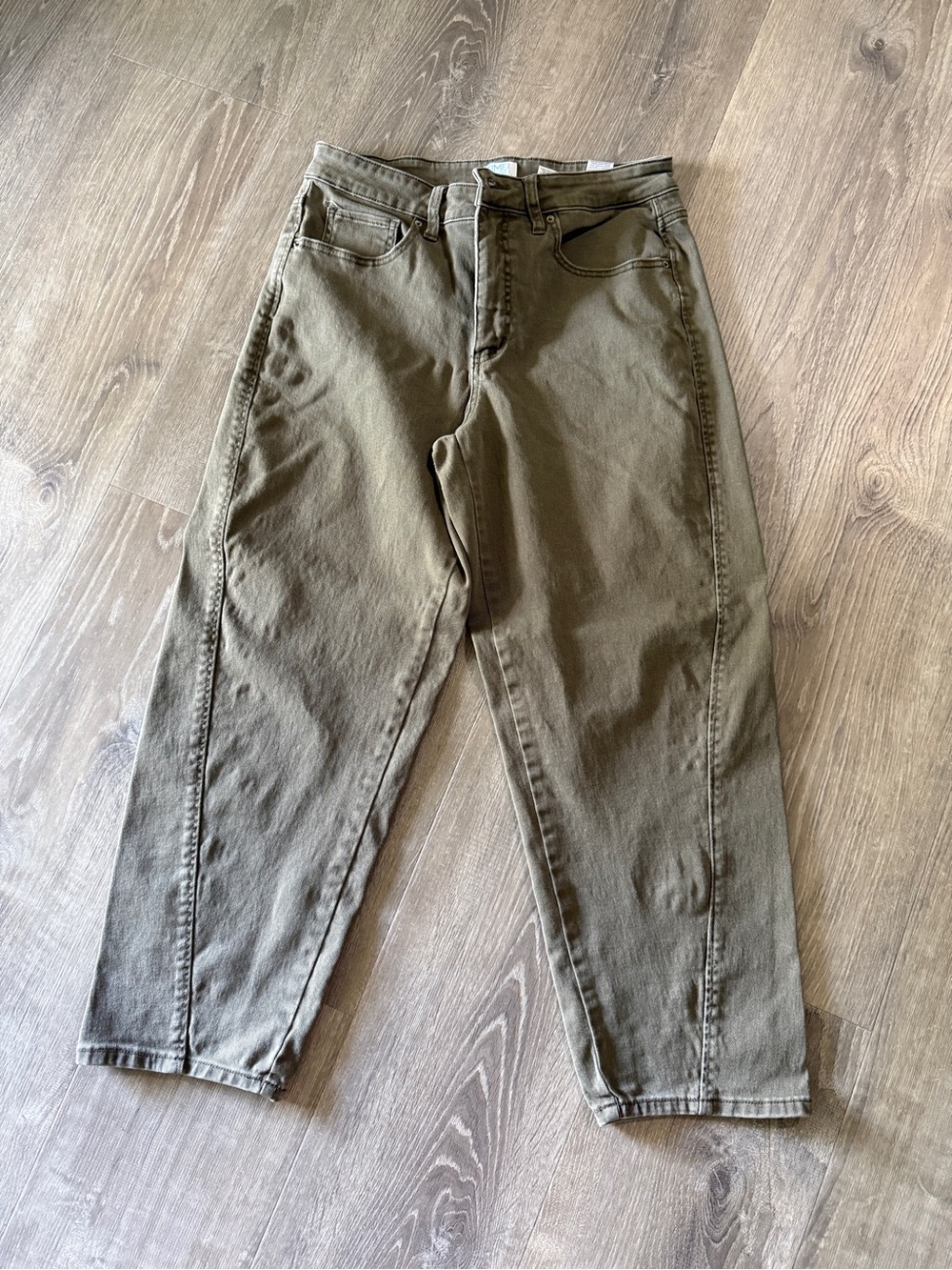 Time and Tru Olive Green Relaxed Barrel Jeans